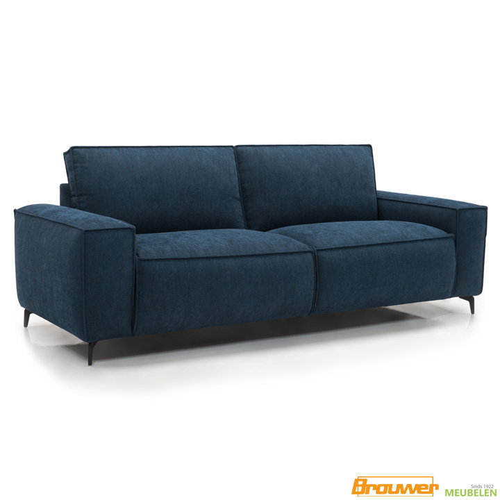 bank met brede armleuning blauw