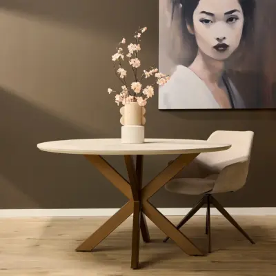 eettafel rond madison japandi beige zand bronzen poot 110 rond