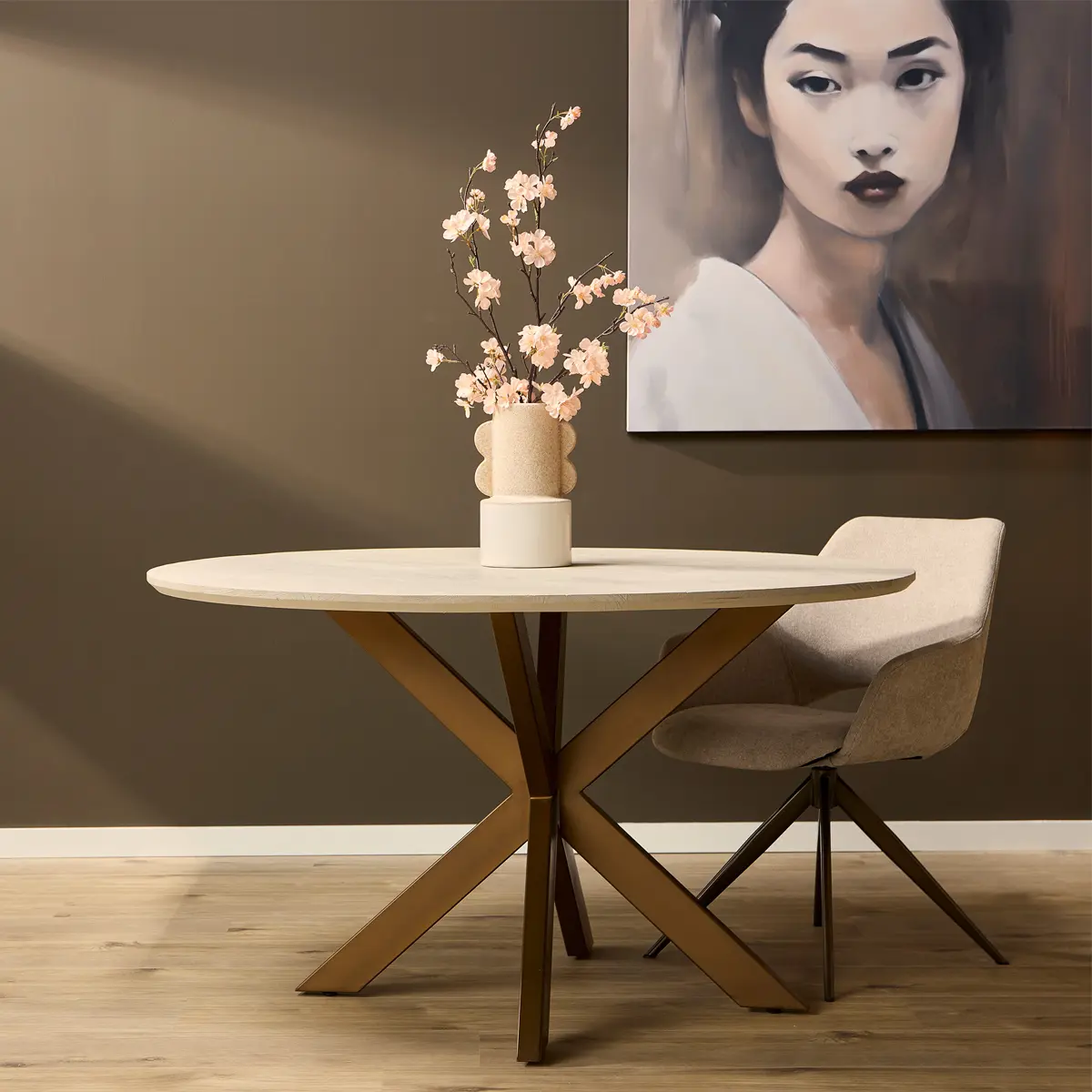 eettafel rond madison japandi beige zand bronzen poot 110 rond